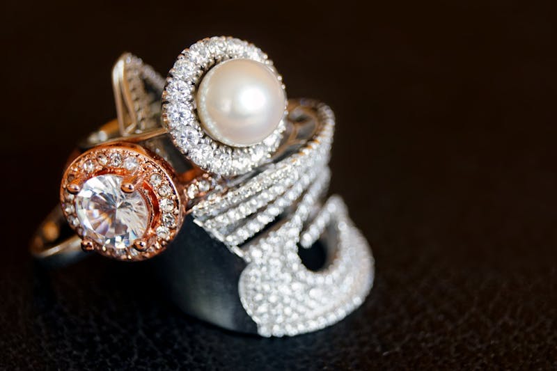 Bespoke diamond pendant necklace by Railys Bespoke